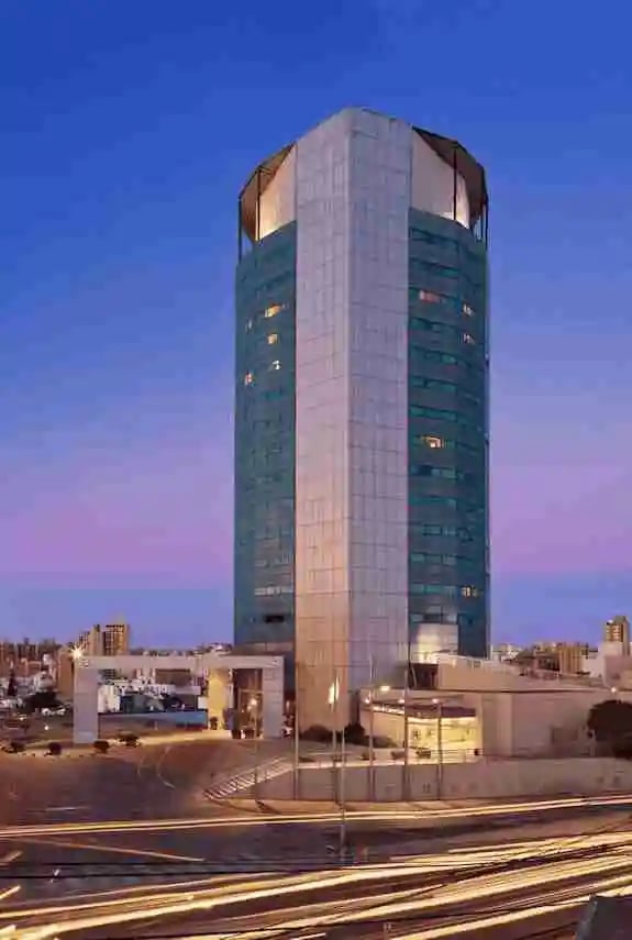 hotel_optimized_optimized_optimized-_1_-_1_-compressed